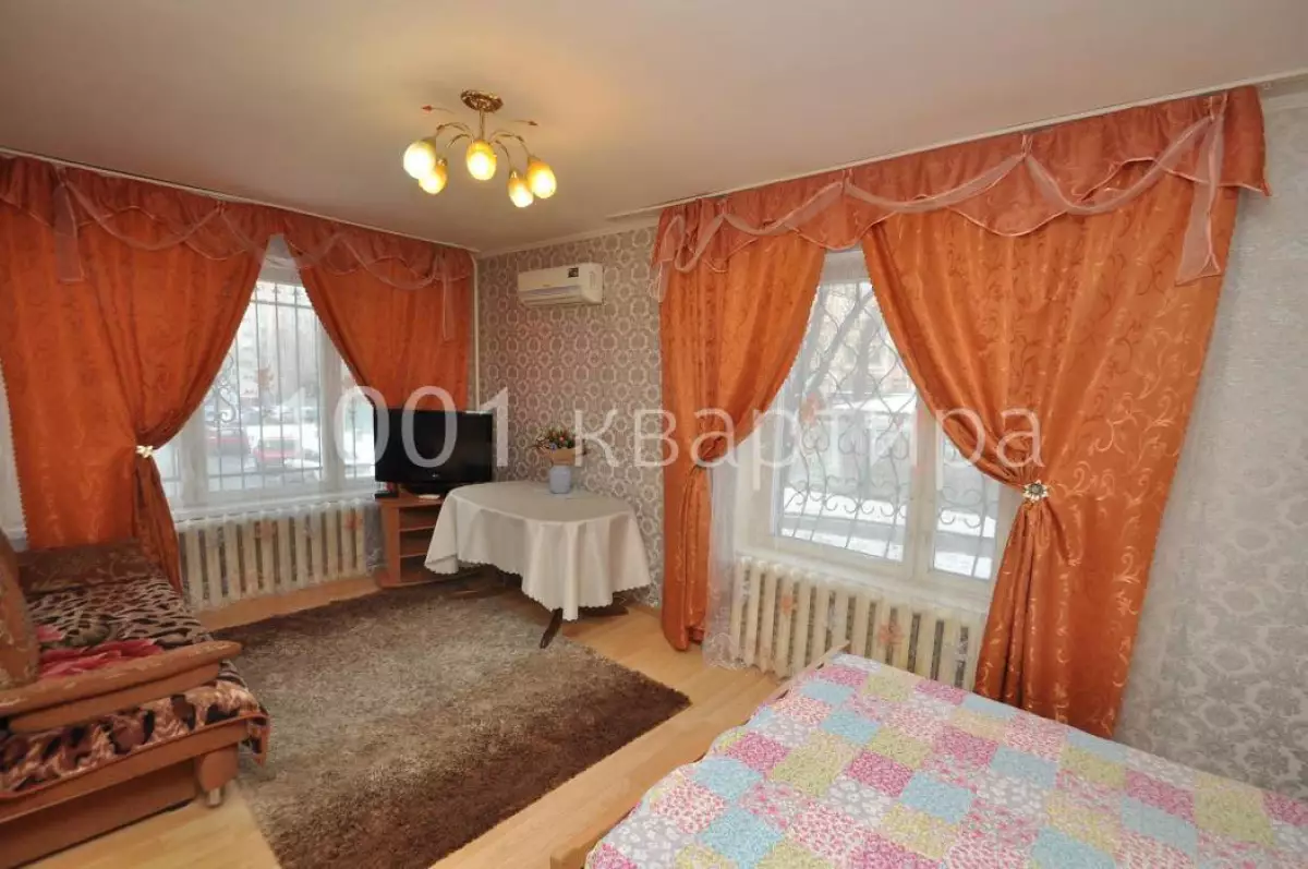 Вариант #113514 для аренды посуточно в Москве Шмитовский проезд, д.42 на 4 гостей - фото 1