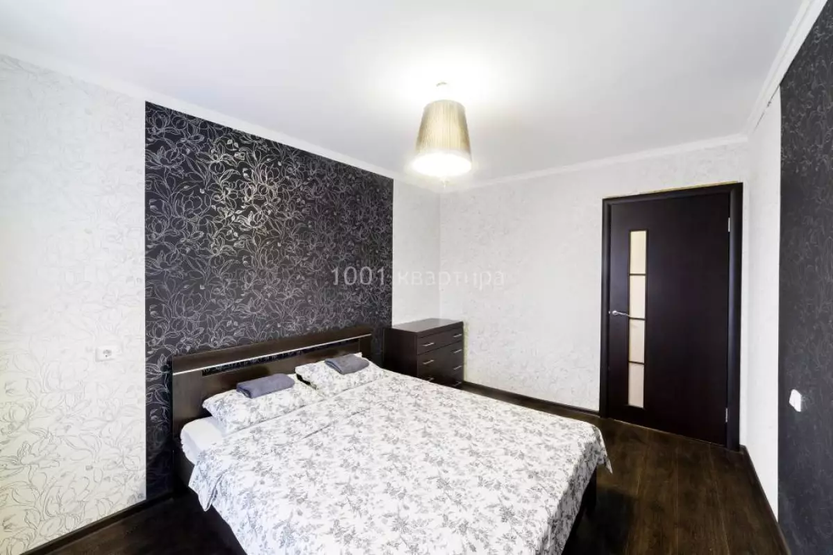Вариант #119520 для аренды посуточно в Казани Ямашева 82 на 5 гостей - фото 1