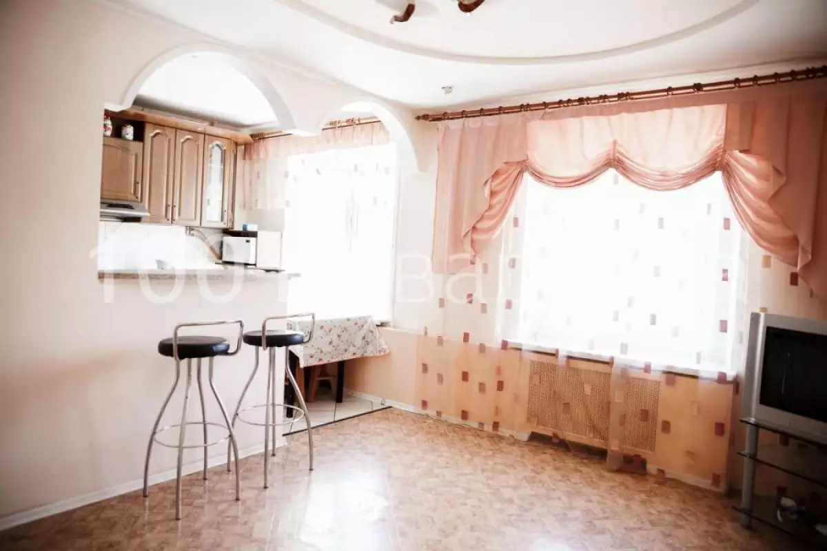 Вариант #122354 для аренды посуточно в Казани Рихарда Зорге 95 на 7 гостей - фото 1