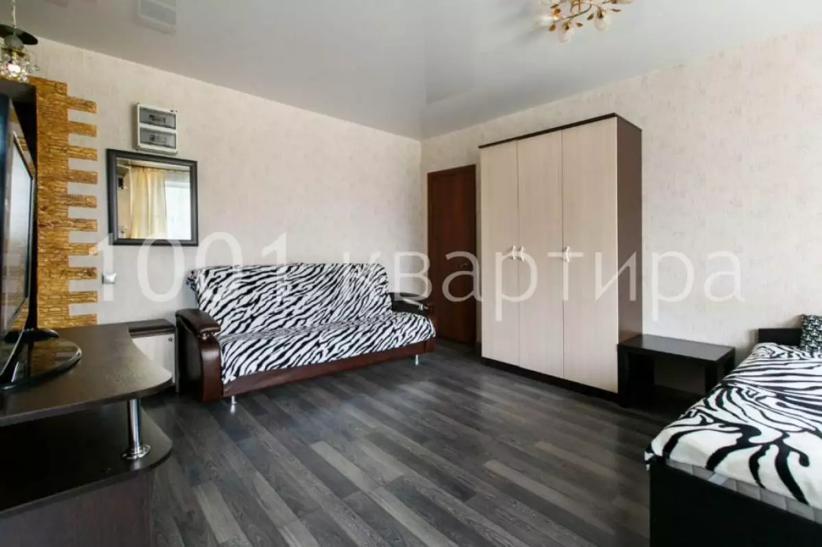 Вариант #123733 для аренды посуточно в Новосибирске Ватутина, д.35 на 4 гостей - фото 3