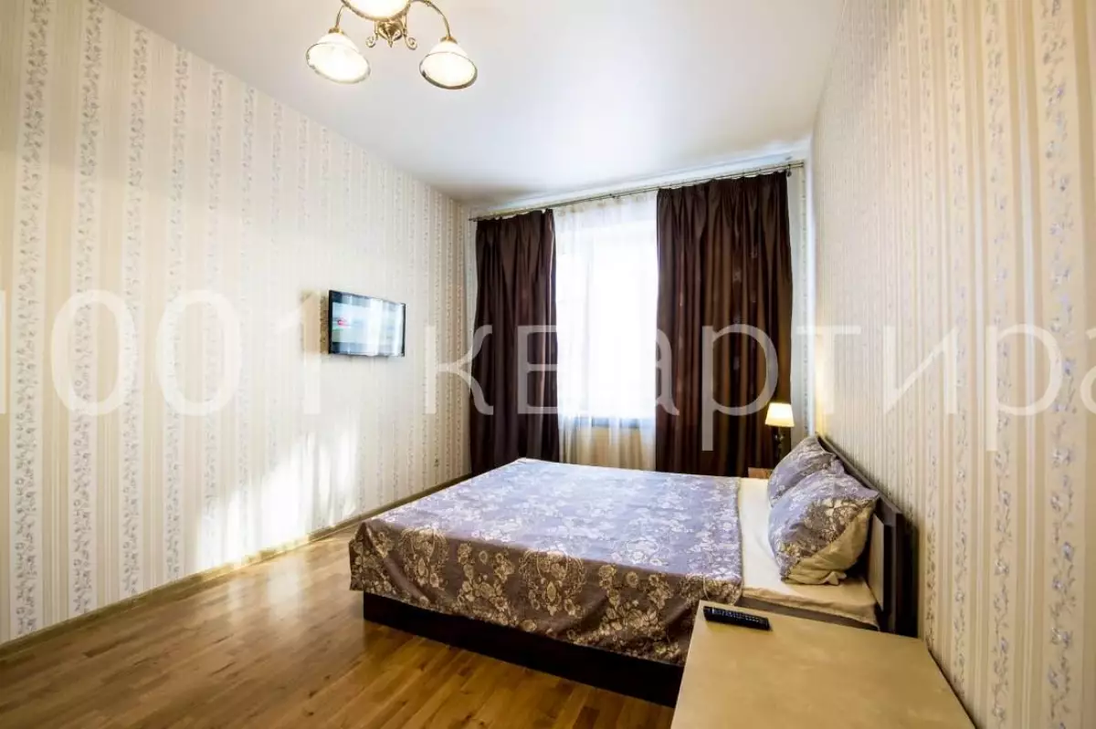 Вариант #128591 для аренды посуточно в Москве Чернышевского , д.11 на 4 гостей - фото 1