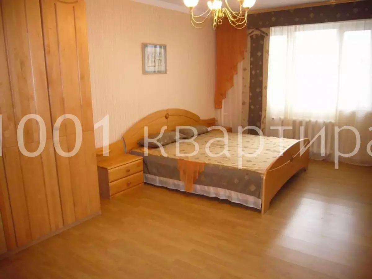 Вариант #131021 для аренды посуточно в Казани Фатыха Амирхана, д.23 на 8 гостей - фото 1
