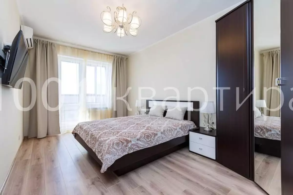 Вариант #141768 для аренды посуточно в Казани Сибгата Хакима , д.44 на 4 гостей - фото 1