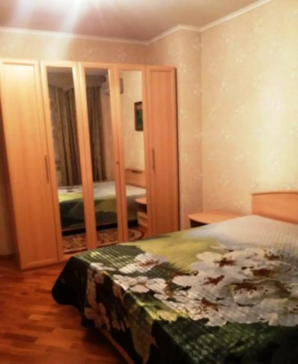Вариант #69560 для аренды посуточно в Казани Амирхана, д.13 на 7 гостей - фото 2