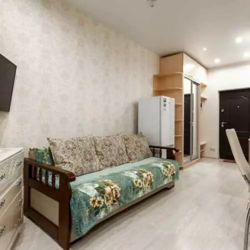 Deluxe Apartments Тростник73